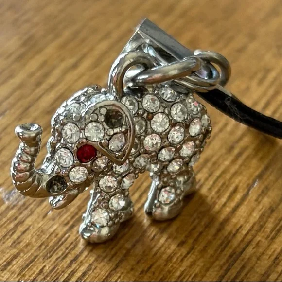 Coach Elephant Keychain Charm Silver with Rhinestones Rare - Picture 13 of 13